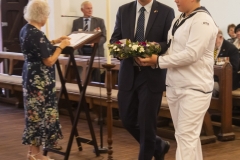 The Consul General of the USA for West Australia, David Gainer, laying a wreath on behalf the United States Navy.